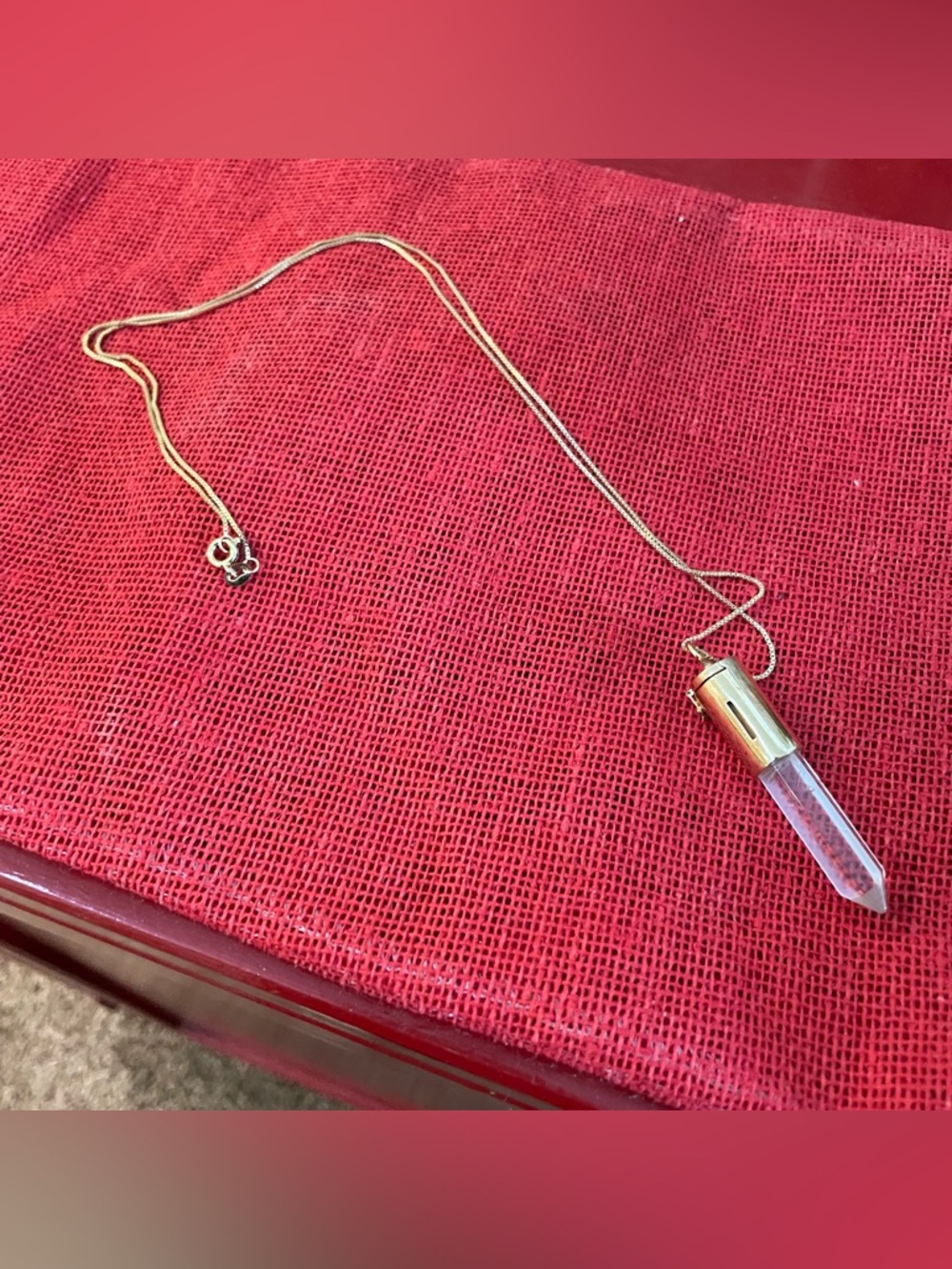 Saje Aromatherapy Pendant Necklace